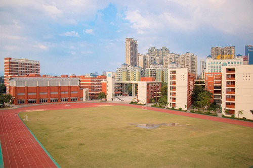 鄂州市工业学校.jpg