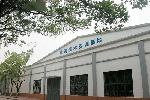 湖北葛洲坝高级技工学校.jpeg