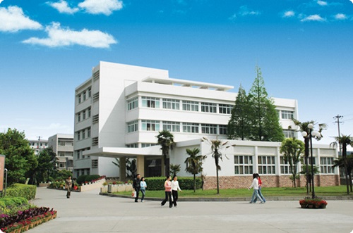 荆州理工职业学院.jpg