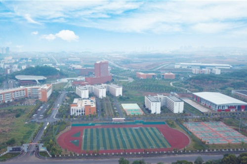 宜昌市三峡中等专业学校.jpg