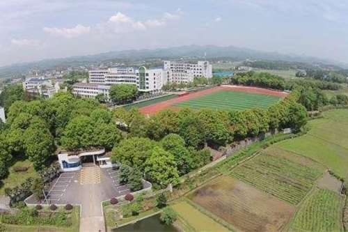 荆州技师学院.jpg