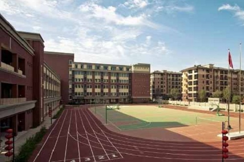 汉阳区车辆厂技工学校.jpg