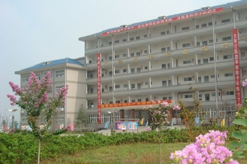 黄冈工程学校1.jpg