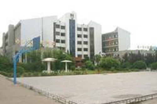 鄂州市经贸学校.jpg