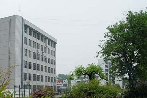 黄石一棉公司技工学校.jpg