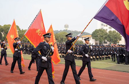 武汉警官职业学院阅兵风采